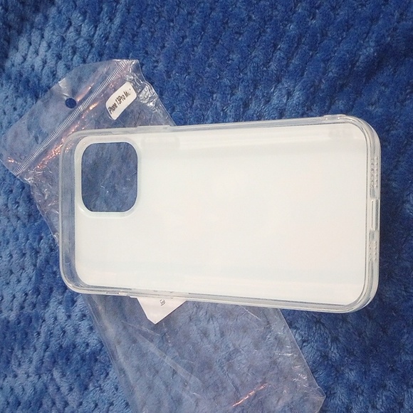 Phone case for an iPhone 13 Pro Max - Picture 3 of 3